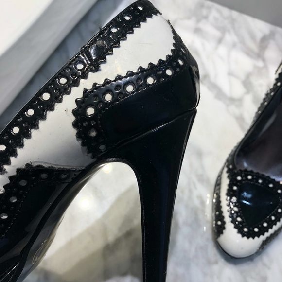 Pumps - Picture 3 of 3